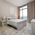 1 Bedroom With Gym Pool