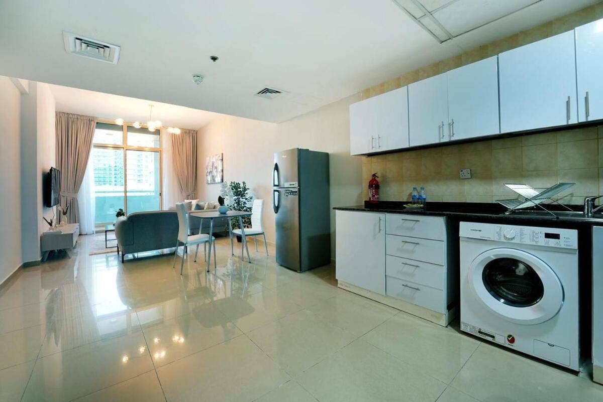 Apartment 1 Bedroom With Gym Pool *