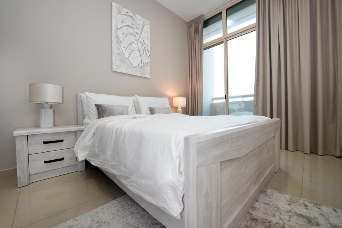 1 Bedroom With Gym Pool * Dubai